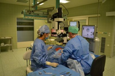 Nový operační mikroskop má oční oddělení Nemocnice Prostějov