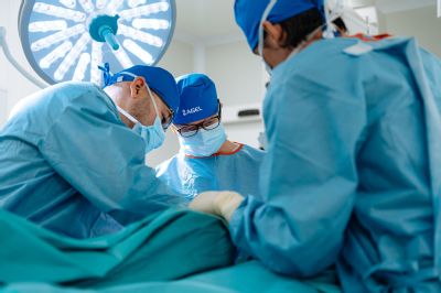 Jednodenní chirurgie: Nemocnice AGEL Prostějov umožňuje rychlý návrat domů díky jednodenní péči