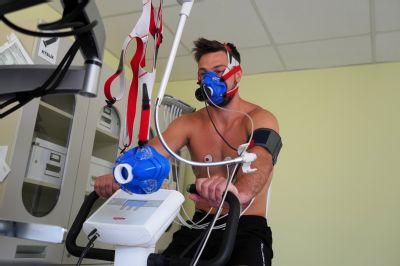 AGEL Sport Clinic pomáhá profesionálním sportovcům i aktivní veřejnosti. Zátěžová vyšetření odhalí limity výkonu i zdravotní rizika