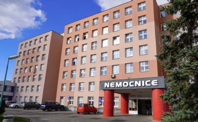 Armáda České republiky pomohla Nemocnici AGEL Prostějov zvládnout tropické dny